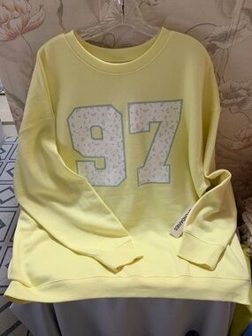No Boundaries Soft Yellow 97 Sweatshirt - Size XXL (20) - NWT
